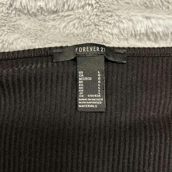 Y2K Crop Top Womens Large Black Long Sleeve Ribbed E-Girl Grunge Butterfly Clasp - Picture 3 of 8